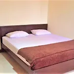 Hotel Aroma Inn