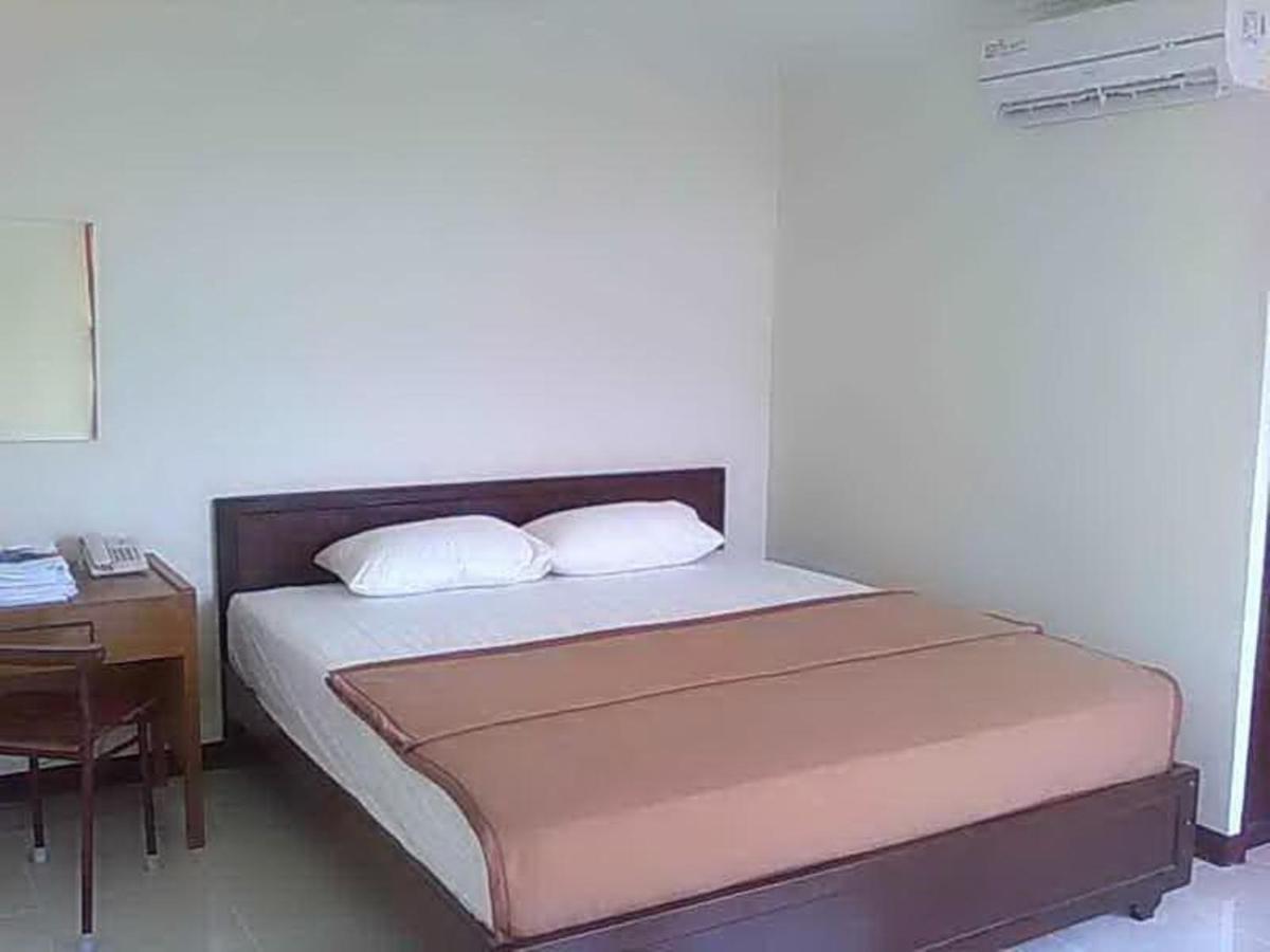 Aroma Hotel *